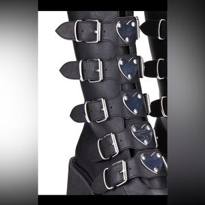 Demonia Lovesick trinity boots Size US 8